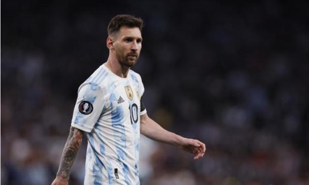 特斯拉因停车灯过亮召回63619辆Cybertruck